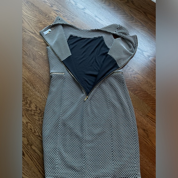 Calvin Klein Gray Silver Knee-Length Sleeveless Sheath Dress - Picture 9 of 9